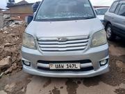 Toyota Noah 2005 Silver for sale