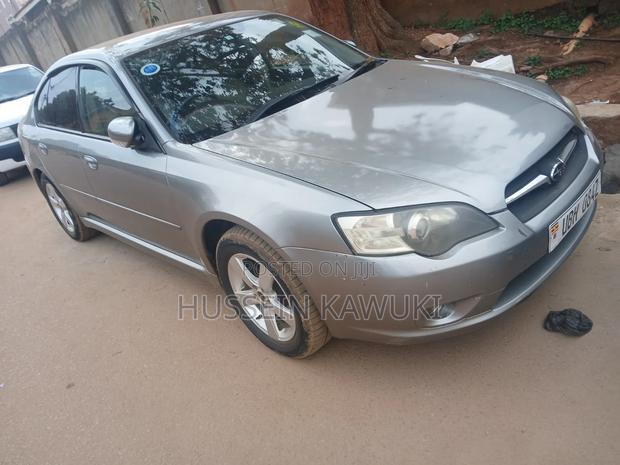 Subaru Legacy 2010 Silver