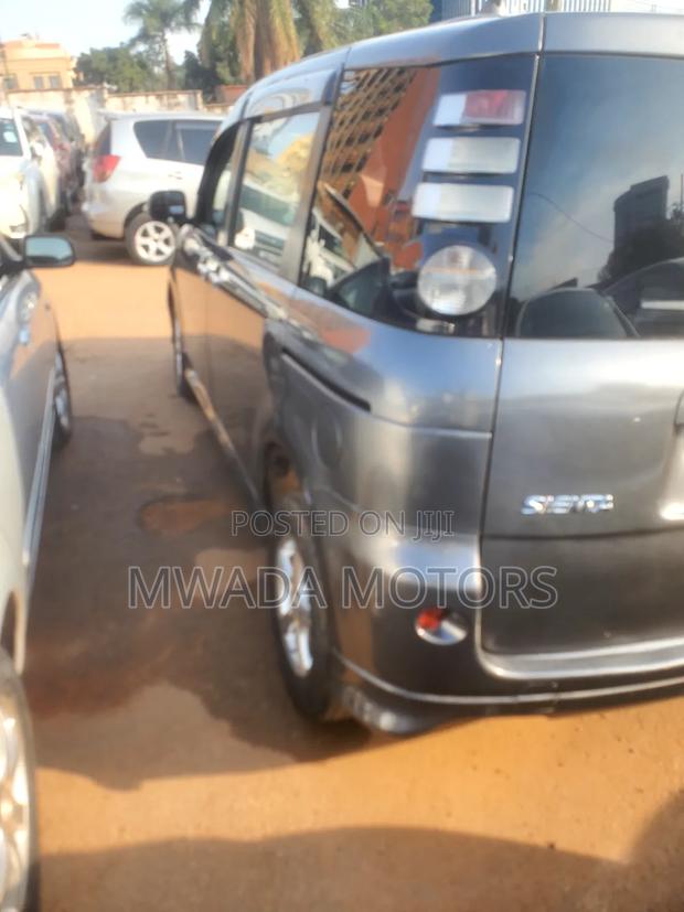 Toyota Sienta 2008 Black