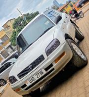 Toyota RAV4 Base FWD 1999 White for sale