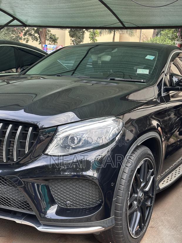 Mercedes-Benz GLE-Class 2022 Black
