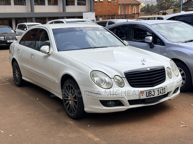 Mercedes-Benz E320 2006 White