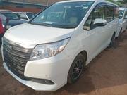 Toyota Noah 2014 White for sale