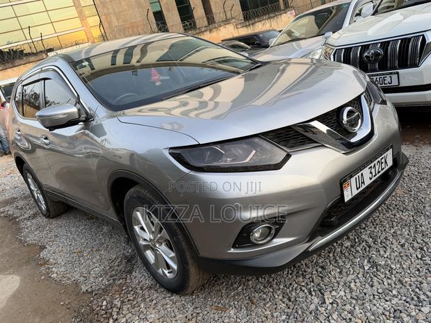 Nissan X-Trail 2016 Gray