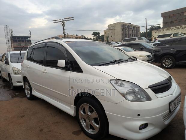 Toyota Corolla Spacio 2003 White