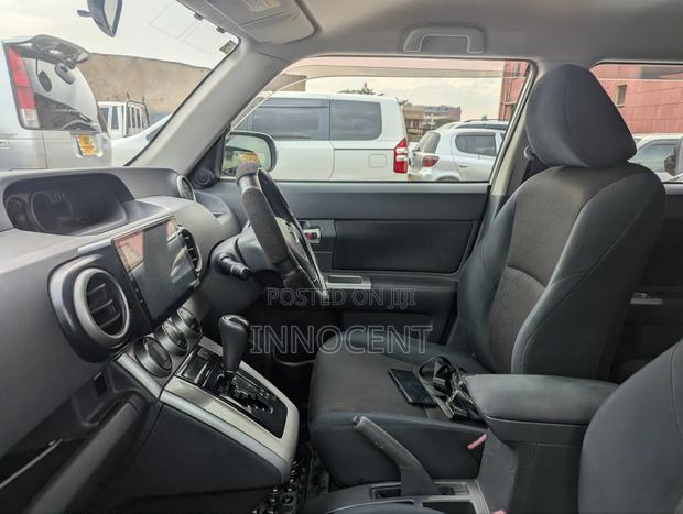 Toyota Corolla Rumion 2011 Silver