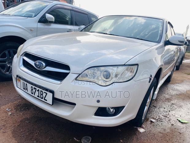 Subaru Legacy 2.0 G 2008