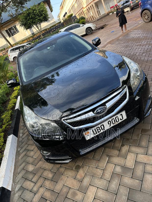 Subaru Legacy 2.5i 2010 Black