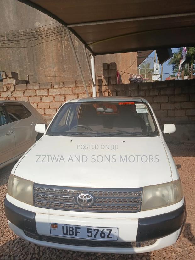 Toyota Probox 2010 White