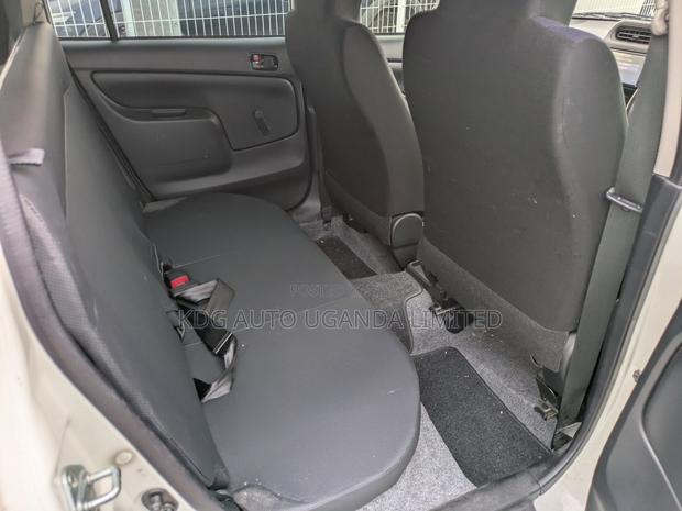 Toyota Probox 1.5 DX Comfort 2WD 2018 Pearl