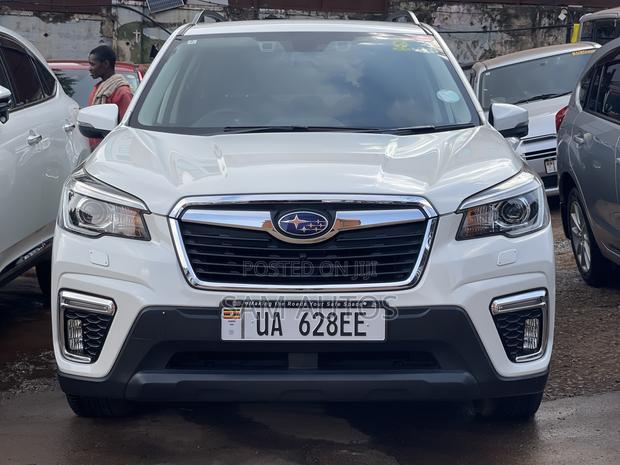Subaru Forester 2018 White