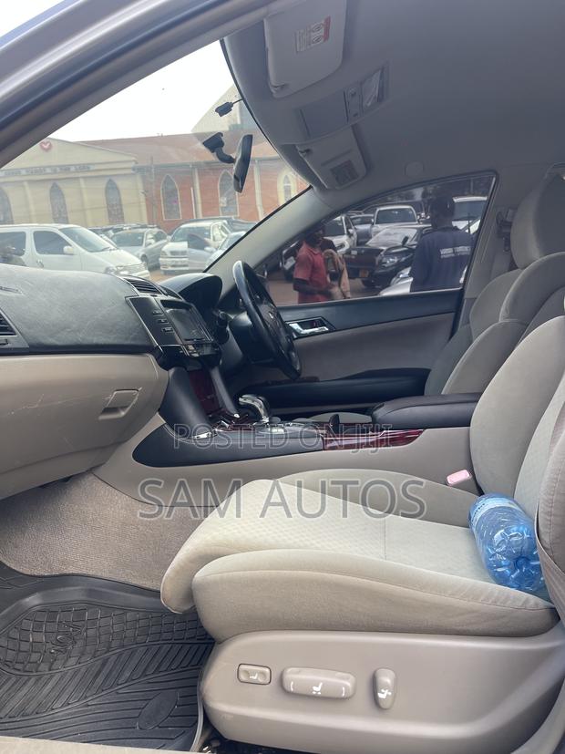 Toyota Mark X 2008 Silver