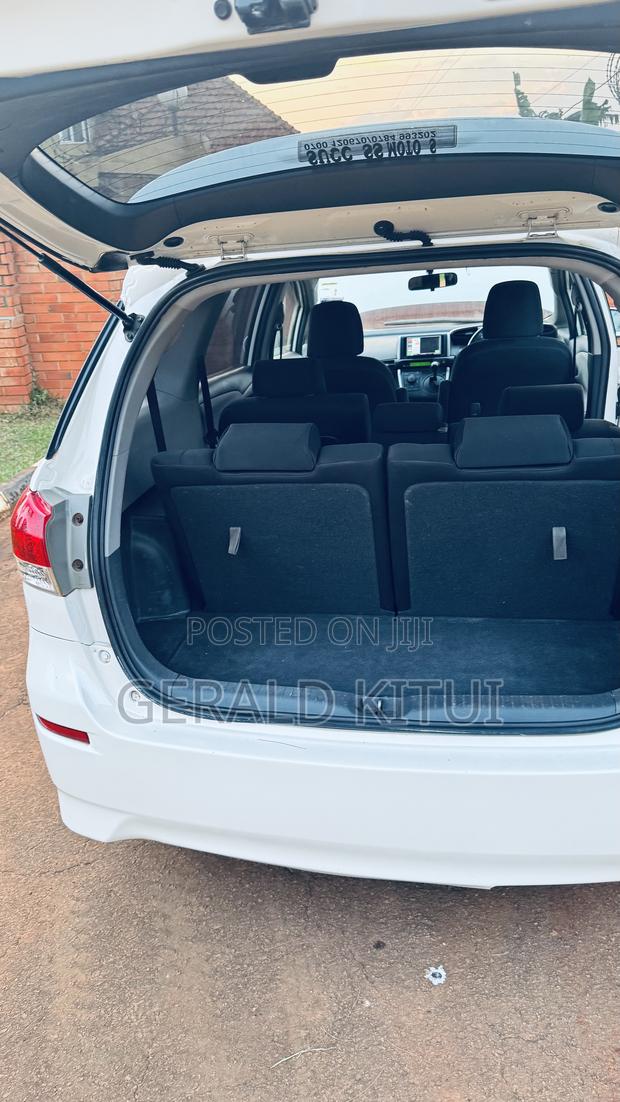 Toyota Wish 2011 White
