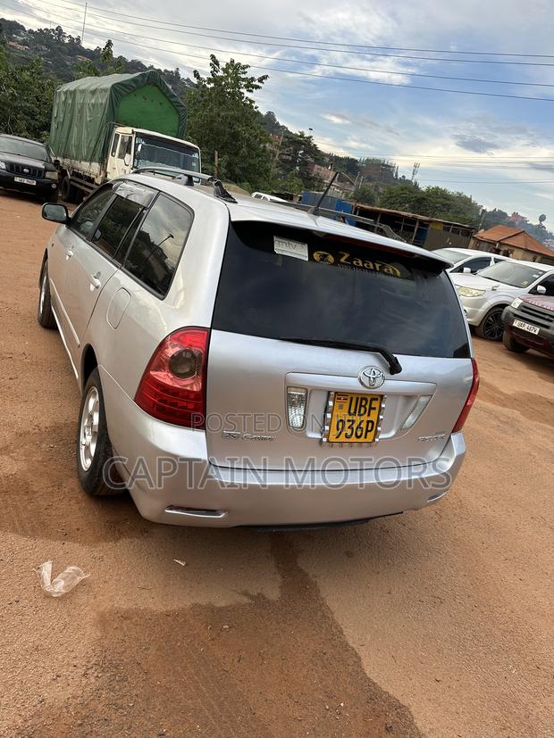 Toyota Corolla Fielder 2006 Silver