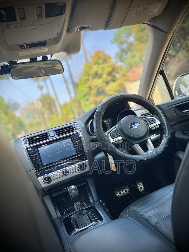 Subaru Outback 2016 White