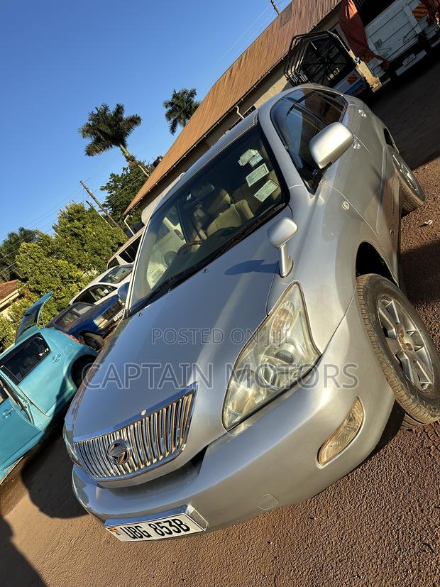 Toyota Harrier 2026 Silver