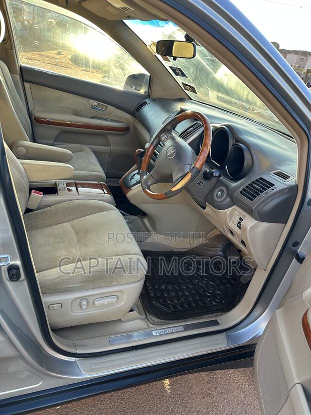 Toyota Harrier 2026 Silver