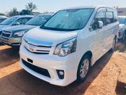 Toyota Noah 2.0 158hp FWD (7 Seater) 2013 White for sale