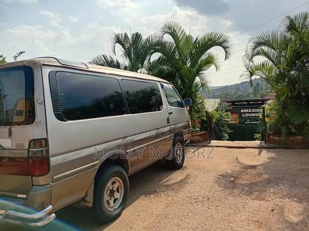 Toyota TownAce 2009 Silver