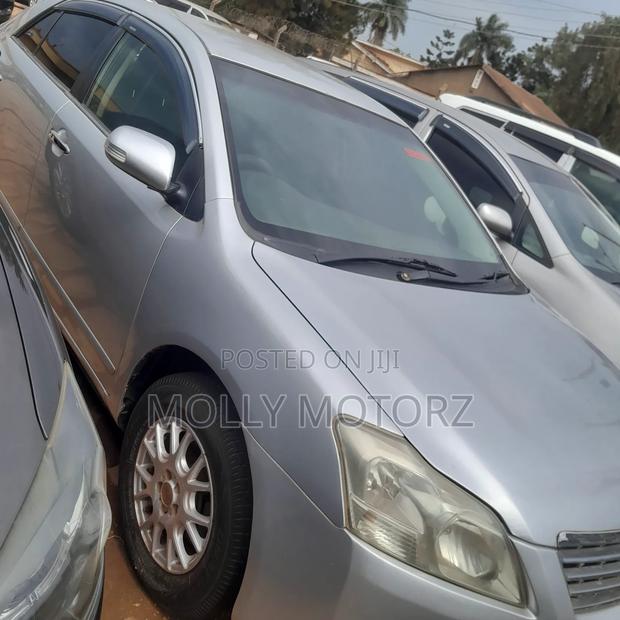 Toyota Premio 2014 Matt Black