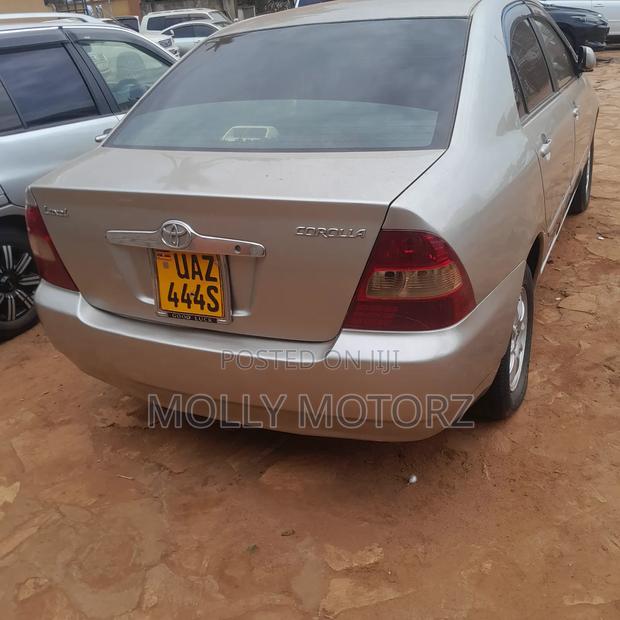 Toyota Corolla 2005 Silver
