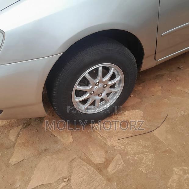 Toyota Corolla 2005 Silver