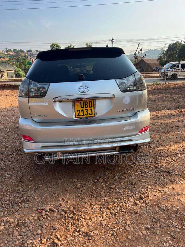 Toyota Harrier 2026 Silver