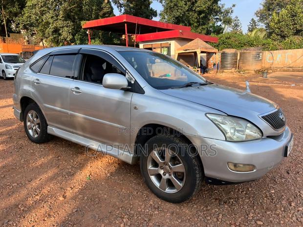Toyota Harrier 2026 Silver