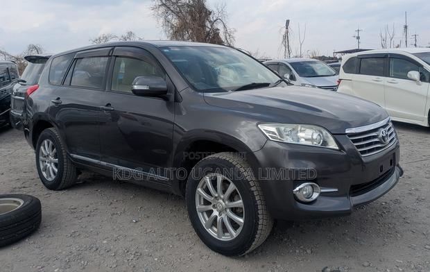 Toyota Vanguard 2013 Gray