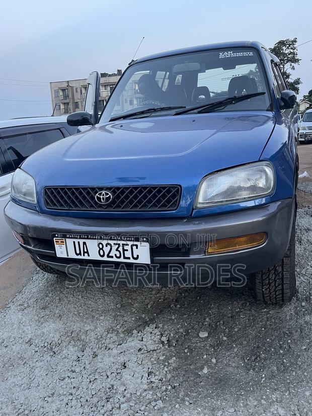 Toyota RAV4 Automatic 2000 Blue