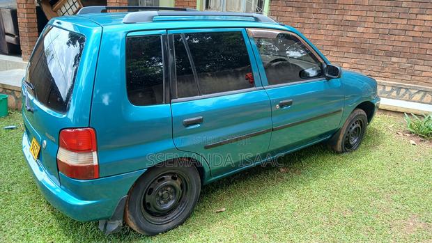 Mazda Demio 1996 Green