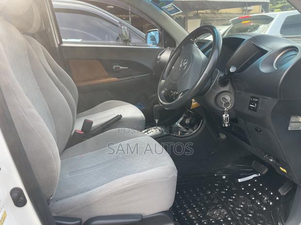 Toyota IST 2010 White