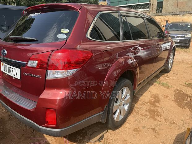 Subaru Outback 2011 Maroon