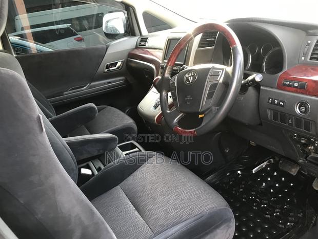 Toyota Alphard 2008 Gray