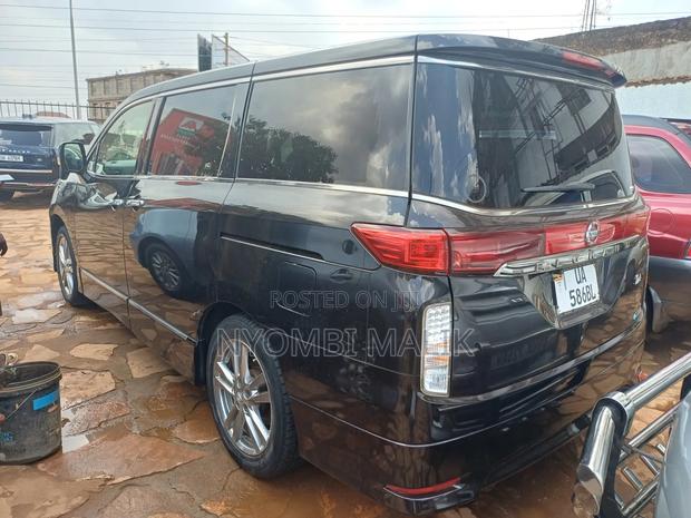 Nissan Elgrand 2013 Black