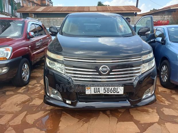 Nissan Elgrand 2013 Black