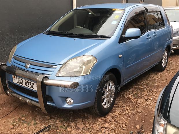 Toyota Raum 2007 Blue