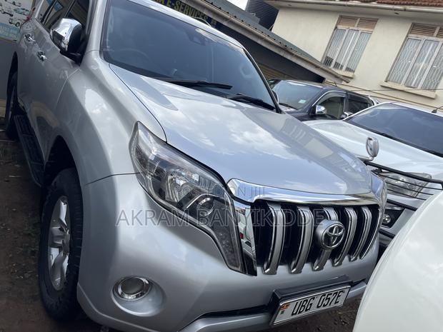 Toyota Land Cruiser Prado 2015 Silver