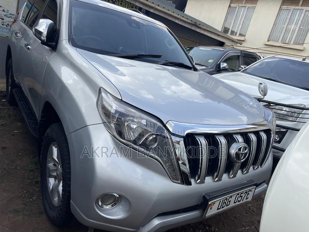 Toyota Land Cruiser Prado 2015 Silver