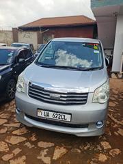 Toyota Noah 2010 Silver for sale