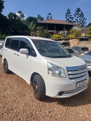 Toyota Noah 2011 White for sale