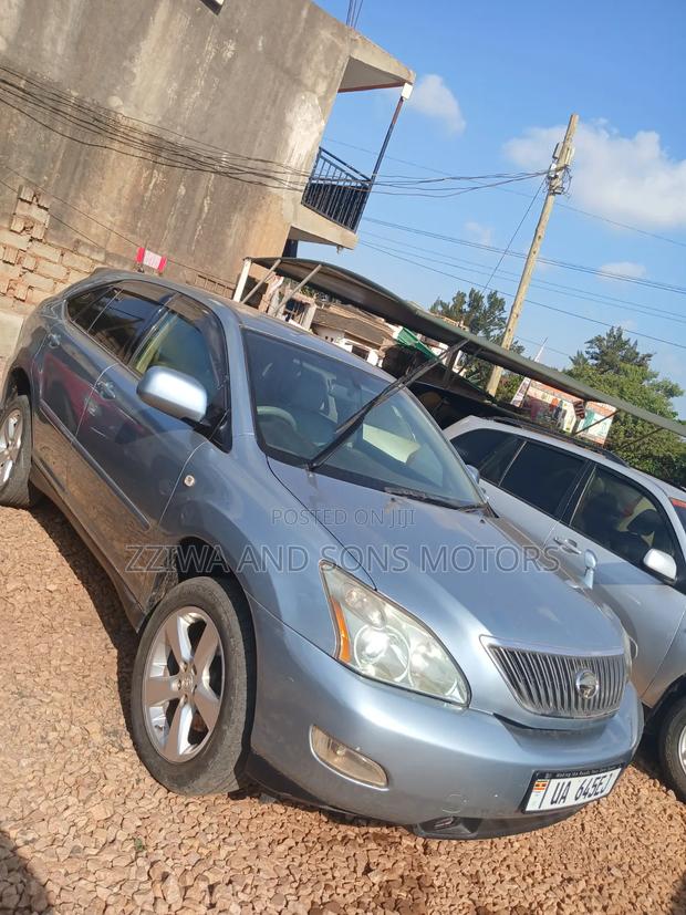 Toyota Harrier 2005 Blue