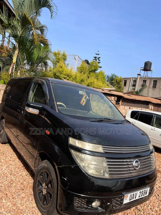 Nissan Elgrand 2011 Black