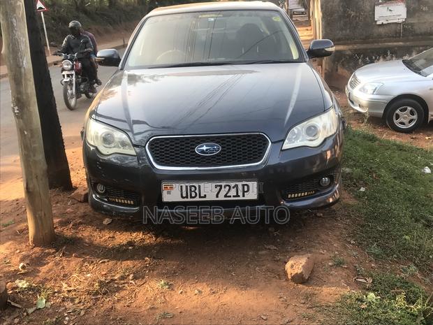 Subaru Legacy 2010 Black
