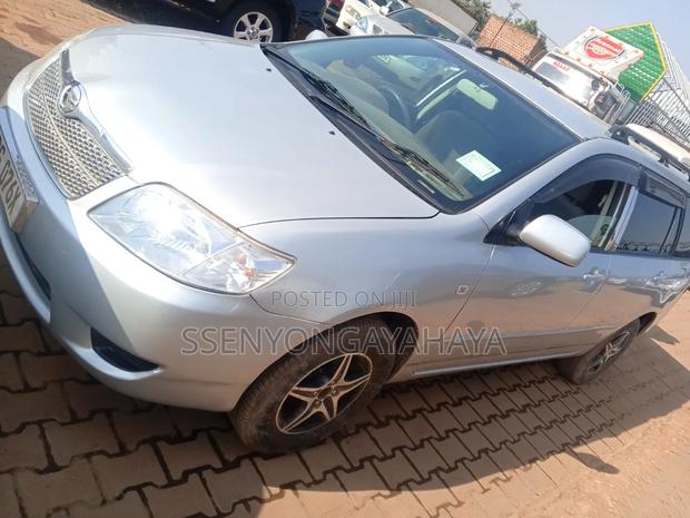 Toyota Corolla Fielder 2005 Silver