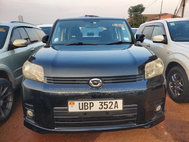Toyota Corolla Rumion 2010 Black