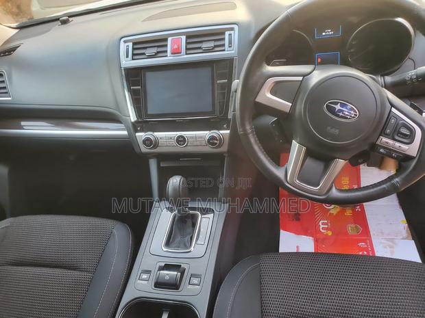 Subaru Outback 2016 White