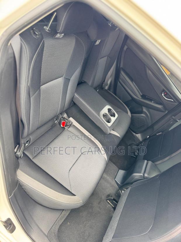 Subaru Impreza 2.0i AWD Hatchback 2017 Pearl