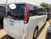 Toyota Noah 2015 White for sale