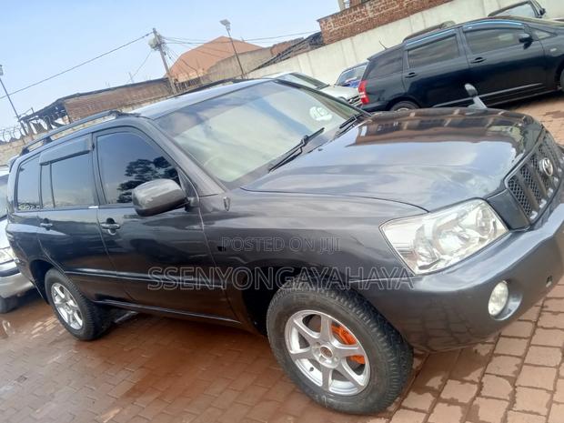 Toyota Kluger 2007 Black